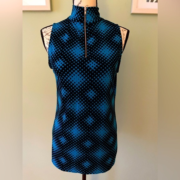 Women’s Sleevelesss Top with Zipper Detail Size Medium - Picture 1 of 6